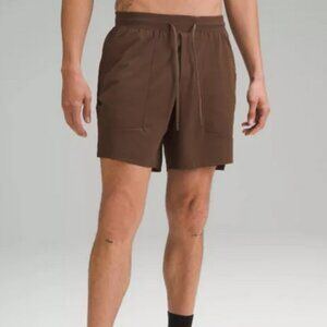 Lululemon License to Train Linerless Shorts Size Small Brown